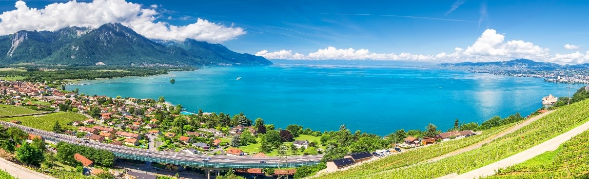 Lake Geneva in the summer